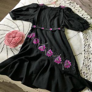 VINTAGE | Victorian Midi Dress
